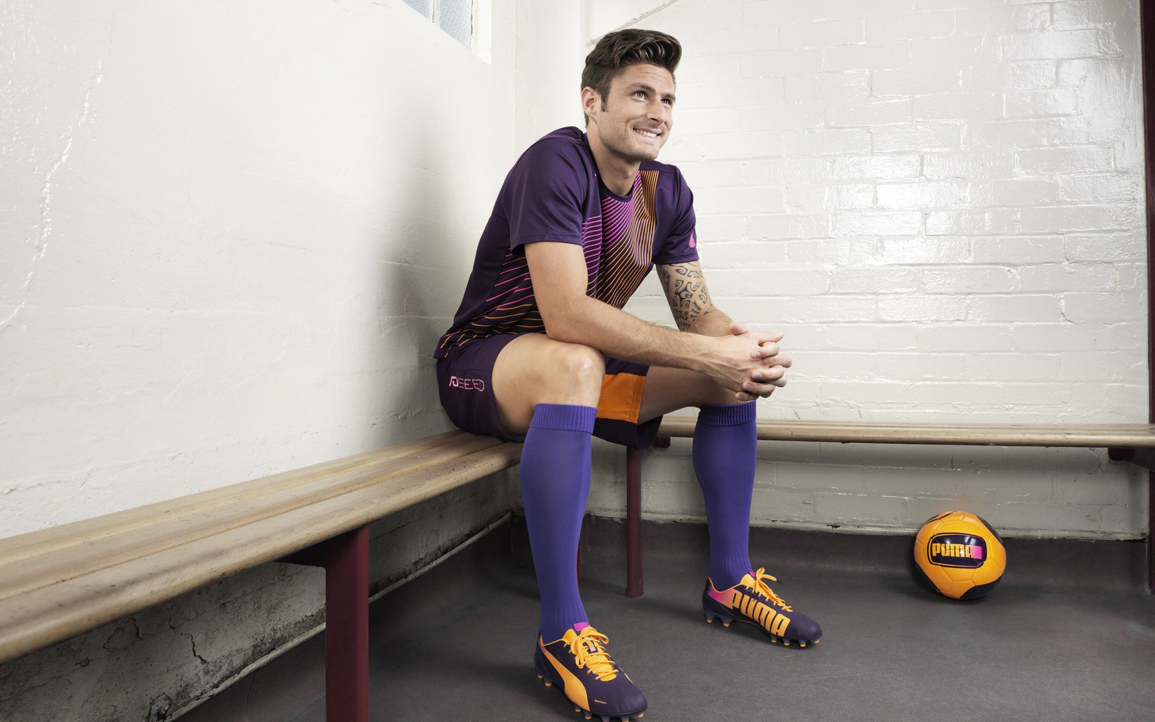 皇家马德里与巴塞罗那上演巅峰对决,西甲冠军悬念再起