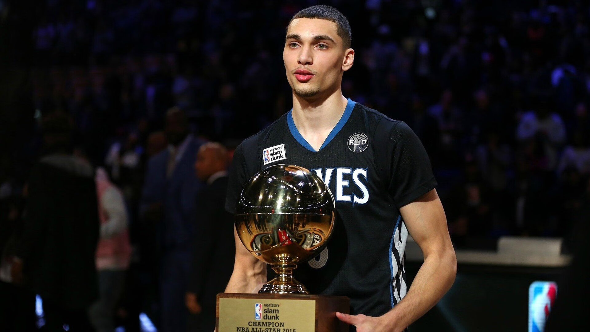 纳达尔法网夺冠 成就第14座大满贯传奇